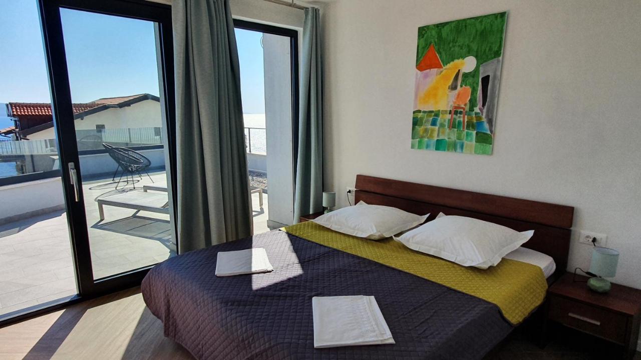Apartments Marina Omiš Esterno foto