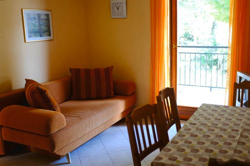 Apartments Marina Omiš Esterno foto